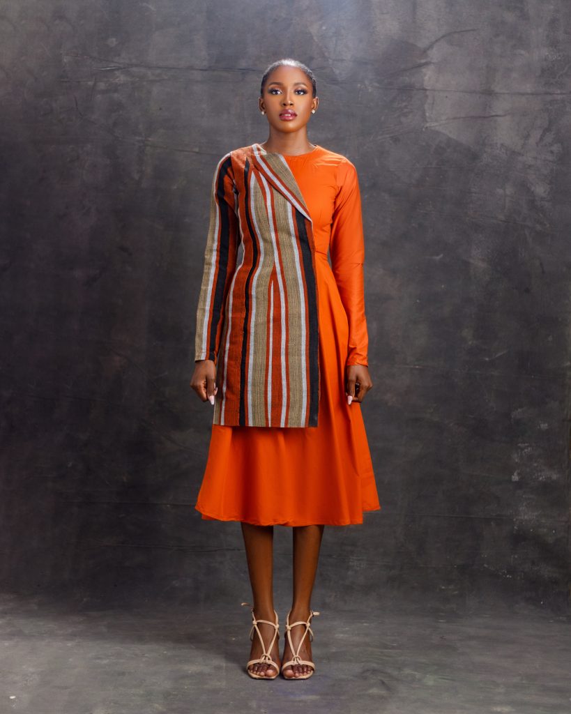 NECK TIE SHORT DRESS THE LEGEND OF ZIBA